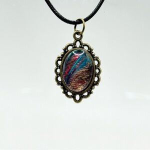 Vintage-Inspired Multicolor Pendant Necklace